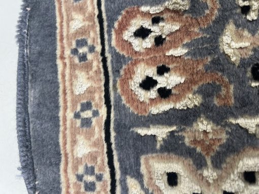 Rankų darbo vilnonis kilimėlis 130×166 cm