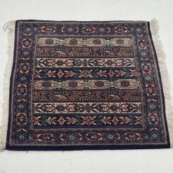 Rankų darbo vilnonis kilimėlis 79×68 cm