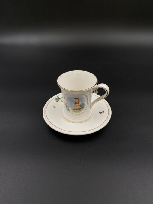 Porcelianinis puodelis su lėkštute. Komplektas “Make A Wish” 12x12x2 cm