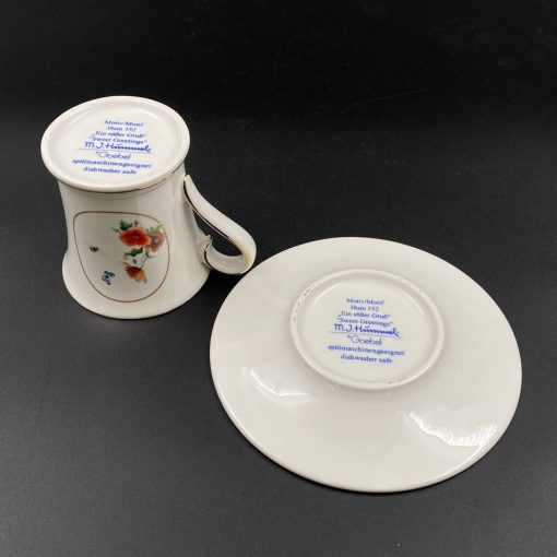 Porcelianinis puodelis su lėkštute. Komplektas “Dweet Greetings” 12x12x2 cm