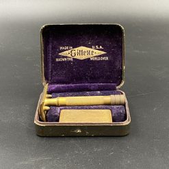 Žalvarinis “Gillette” skustukas 7x9x3 cm