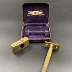 Žalvarinis “Gillette” skustukas 7x9x3 cm