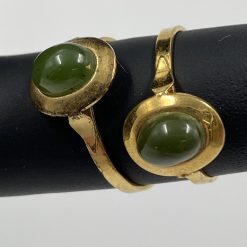 Auksuotas žiedas su nefritu 17,5 dydis (turime 2 vnt.)