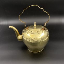 Žalvarinis arbatinukas 17x24x28 cm