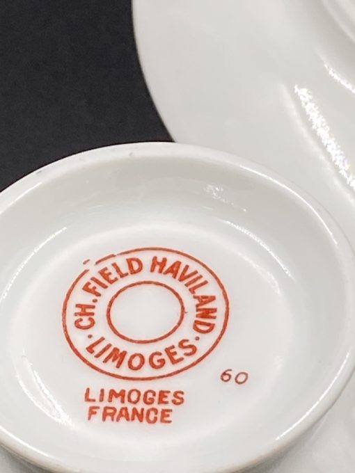 Porcelianinis lėkštutės ir puodelio komplektas “Limoges” (turime 23 vnt.)
