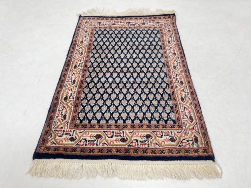 Rankų darbo vilnonis kilimėlis 58×90 cm