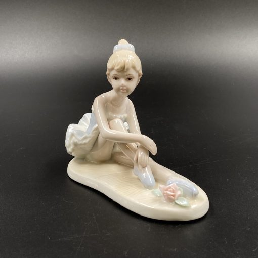 Porcelianinė skulptūra “Balerina” 15x7x12 cm