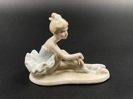 Porcelianinė skulptūra “Balerina” 15x7x12 cm