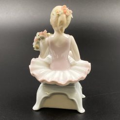 Porcelianinė skulptūra “Balerina” 7x7x11 cm
