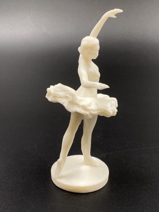 Plastikinė skulptūra “Balerina” 7x5x12 cm