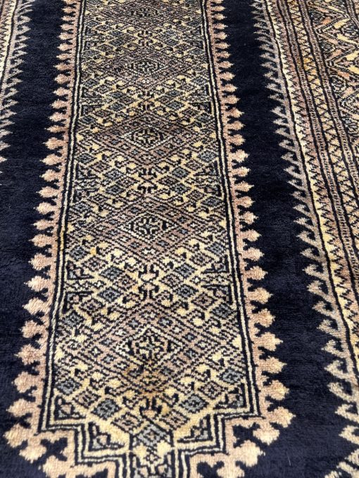 Rankų darbo vilnonis kilimas 78×127 cm