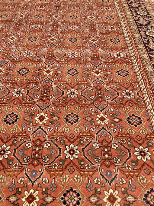 Rankų darbo vilnonis kilimas 250×350 cm