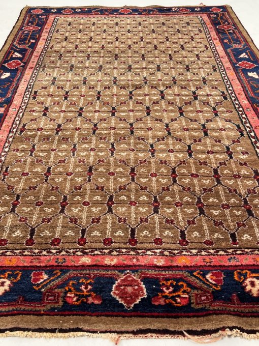 Rankų darbo vilnonis kilimas 153×250 cm