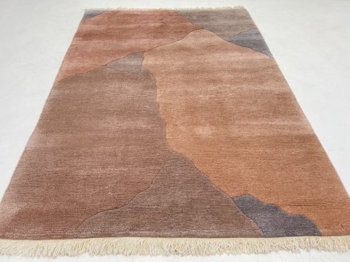 Rankų darbo vilnonis kilimas 123×185 cm