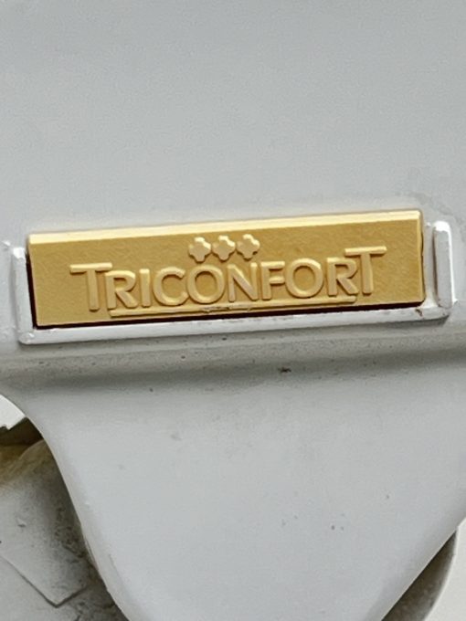 “Triconfort” krėslai 2 vnt. Komplektas 78x60x99 cm
