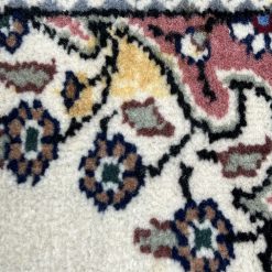 Rankų darbo vilnonis kilimas 93×140 cm