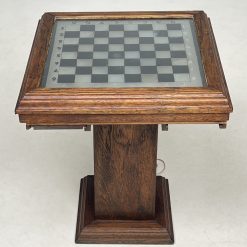 Ąžuolinis šachmatų staliukas 56x56x63 cm
