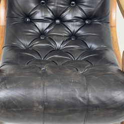 “Chesterfield” stiliaus krėslas su oda 100x60x88 cm