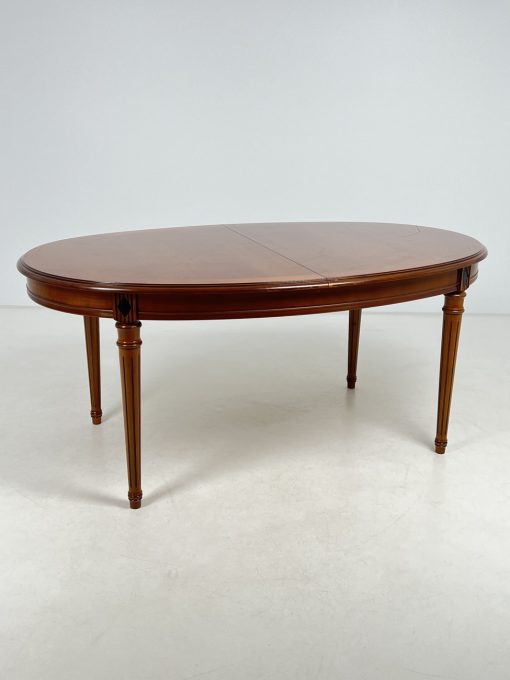Ovalus riešutmedžio stalas 104×169+(60)x76 cm