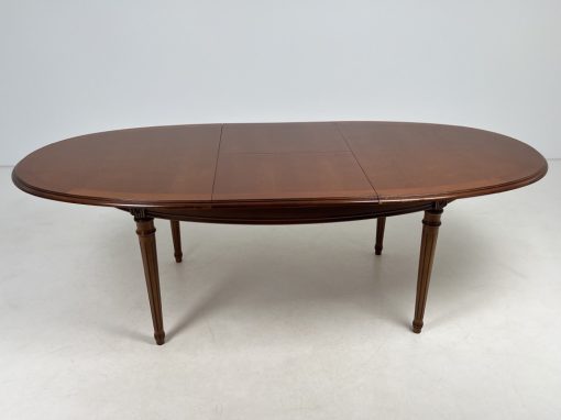 Ovalus riešutmedžio stalas 104×169+(60)x76 cm