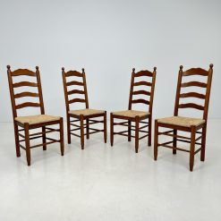Kėdės 4 vnt. Komplektas 45x44x105 cm