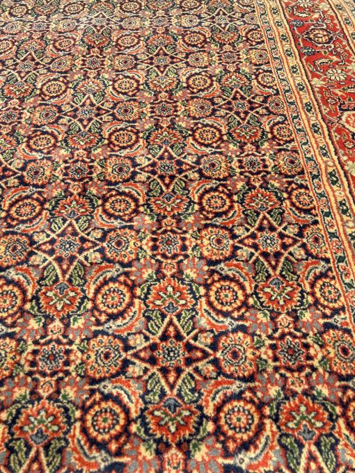 Rankų darbo vilnonis kilimas 162×252 cm
