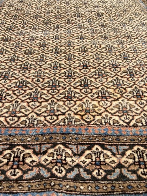 Rankų darbo vilnonis kilimas 138×213 cm