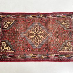 Rankų darbo vilnonis kilimas 79×130 cm