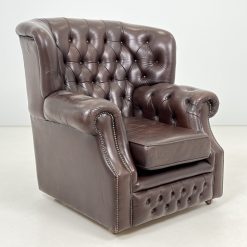 “Chesterfield” stiliaus fotelis 94x94x102 cm