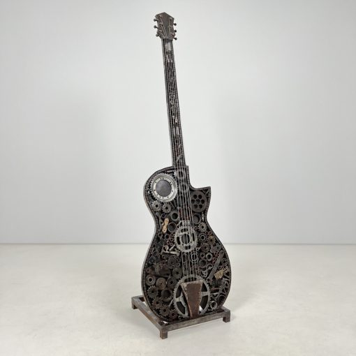 Metalinė skulptūra “Gitara” 40x53x170 cm