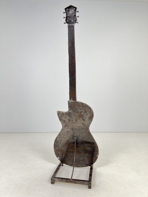 Metalinė skulptūra “Gitara” 40x53x170 cm