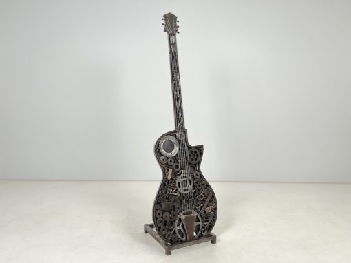 Metalinė skulptūra “Gitara” 40x53x170 cm