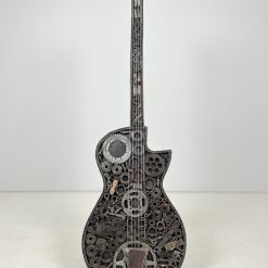 Metalinė skulptūra “Gitara” 40x53x170 cm