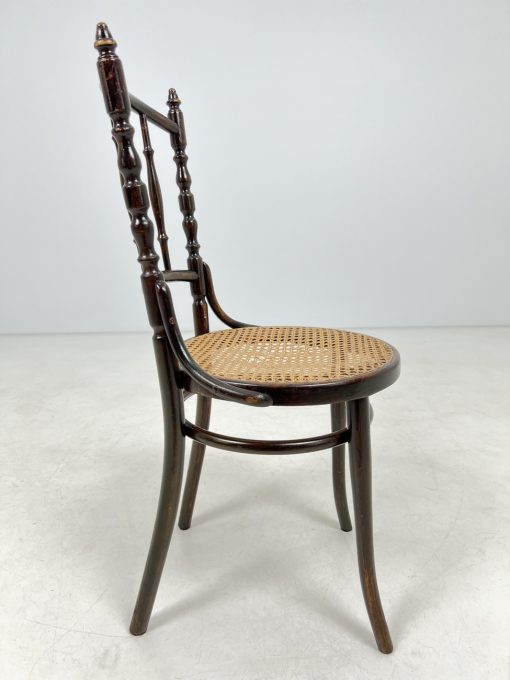 Kėdė “Thonet” 46x45x94 cm (turime 2 vnt.)