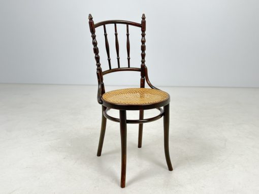 Kėdė “Thonet” 46x45x94 cm (turime 2 vnt.)