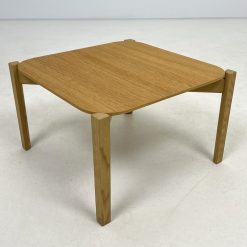 “Calligaris” staliukas 50x50x32 cm