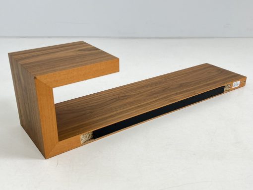 “Calligaris” lentyna 22x90x25 cm (turime 2 vnt.)