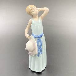 “Lladro” porcelianinė skulptūra 12x10x25 cm