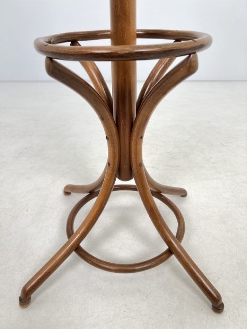 Pastatoma thonet stiliaus kabykla 52x52x200 cm