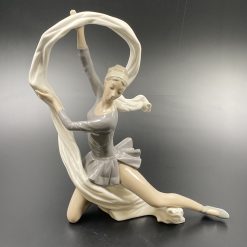 “Nao by Lladro” skulptūra “Balerina” 18x32x34 cm