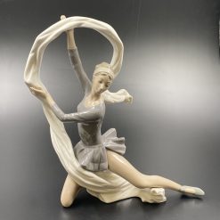 “Nao by Lladro” skulptūra “Balerina” 18x32x34 cm
