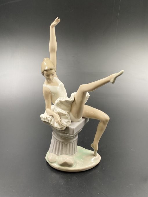 “Nao by Lladro” skulptūra “Balerina” 14x21x34 cm