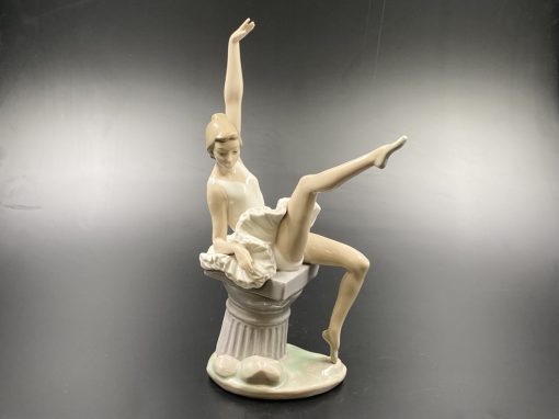 “Nao by Lladro” skulptūra “Balerina” 14x21x34 cm