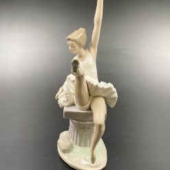 “Nao by Lladro” skulptūra “Balerina” 14x21x34 cm