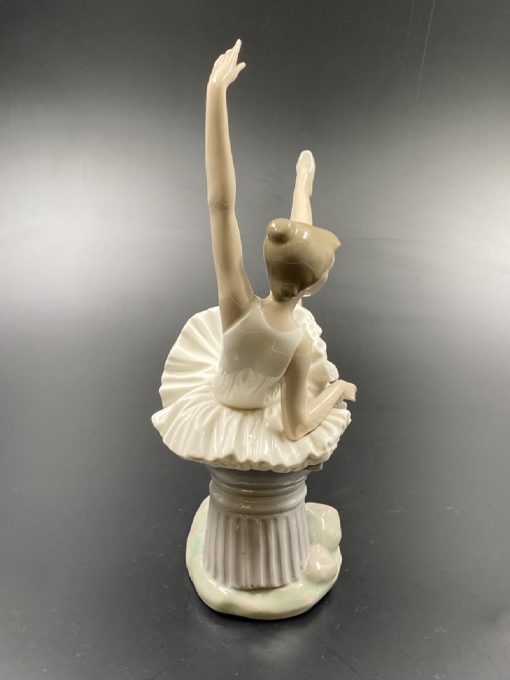 “Nao by Lladro” skulptūra “Balerina” 14x21x34 cm