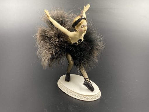 Keramikinė skulptūra “Balerina” 17x13x19 cm