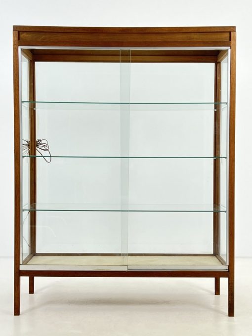 Vitrina 48x123x161 cm