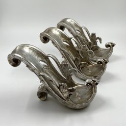 Butelio stovas iš polirezino 13x26x16 cm