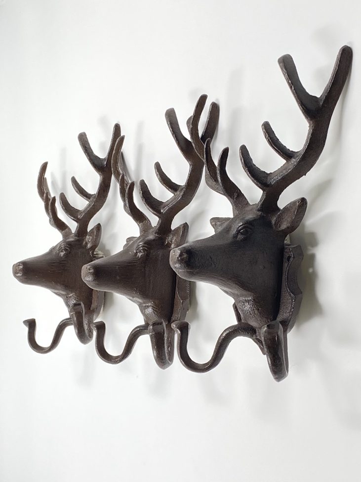 HM0042 kabliukai 4 Ketaus kabliukas “Briedis” 11x22x27 cm