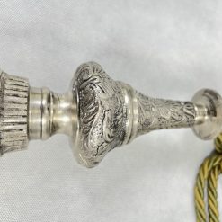 Dekoratyvinių užuolaidų virvių su metalo detale ir kutu 2 vnt. komplektas 8x8x124 cm